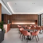 Avant Blue Boutique 4*