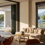 Avant Blue Boutique Hotel 4*