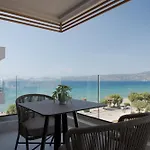 Avant Blue Boutique 4*