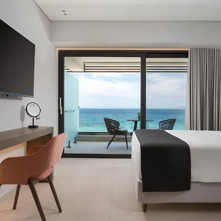 Avant Blue Boutique 4*