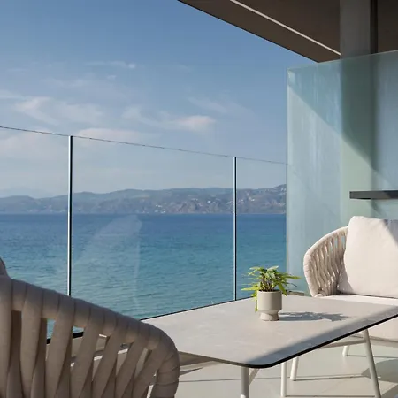 Avant Blue Boutique Hotel