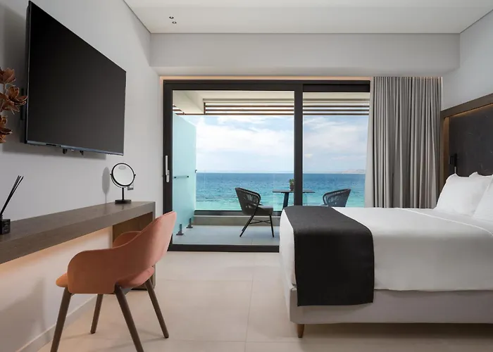 Avant Blue Boutique 4*