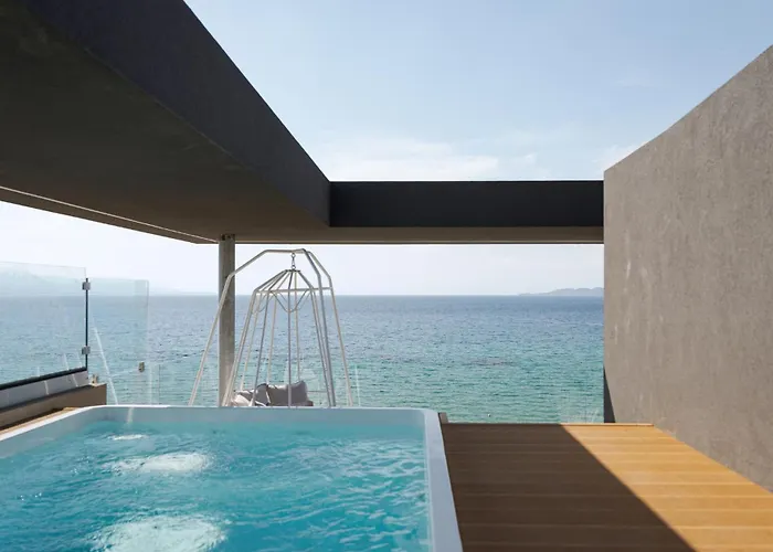 Avant Blue Boutique Hotel