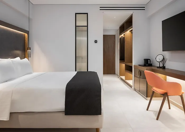 Avant Blue Boutique 4*