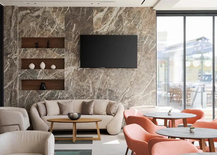 Hotel Avant Blue Boutique 4*