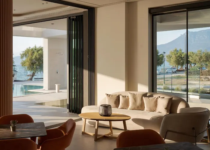 Avant Blue Boutique Hotel 4*