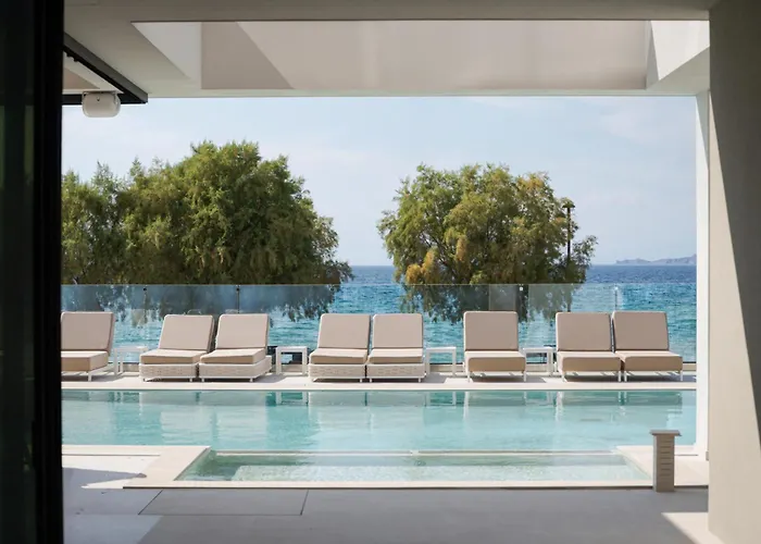 Avant Blue Boutique Hotel